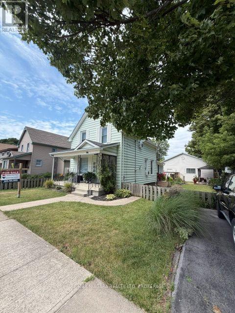 9 BEECH STREET, Port Colborne, Ontario