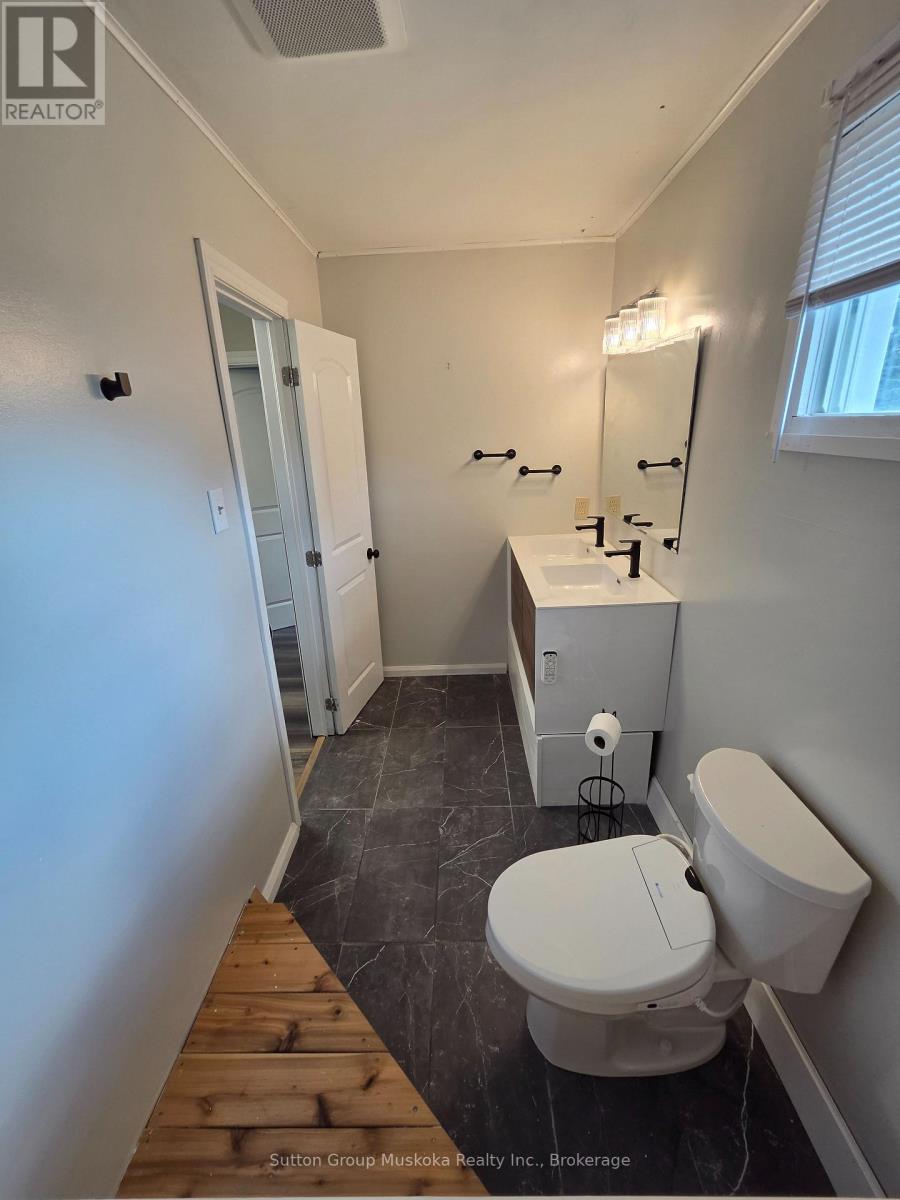 11 West Road, Huntsville, Ontario  P1H 1L1 - Photo 15 - X13646698