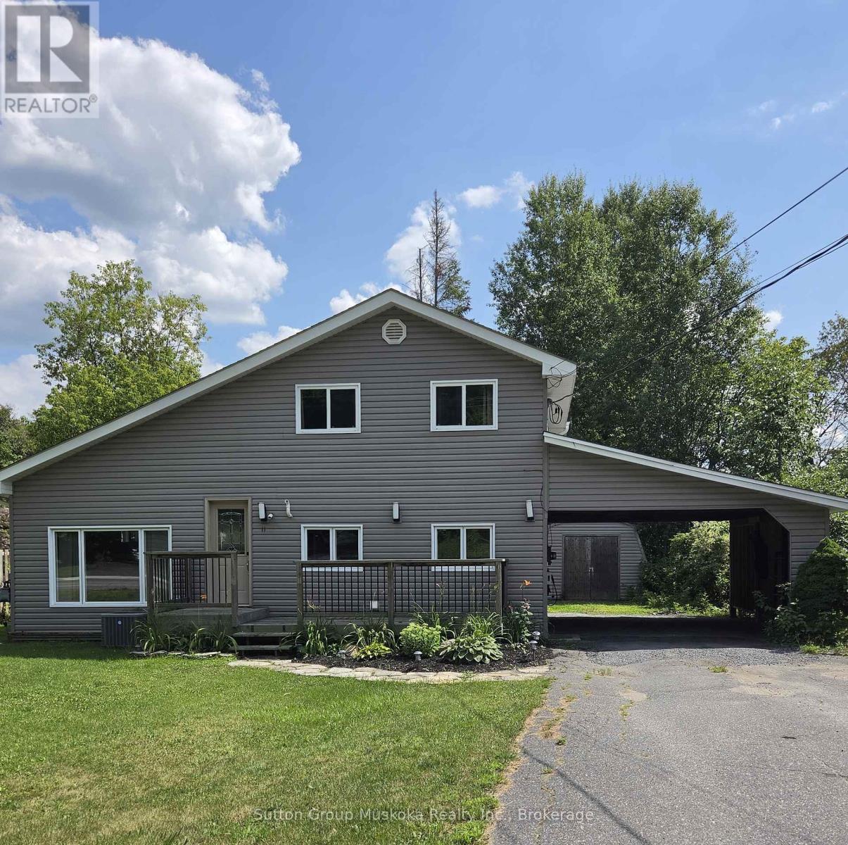 11 West Road, Huntsville, Ontario  P1H 1L1 - Photo 2 - X13646698