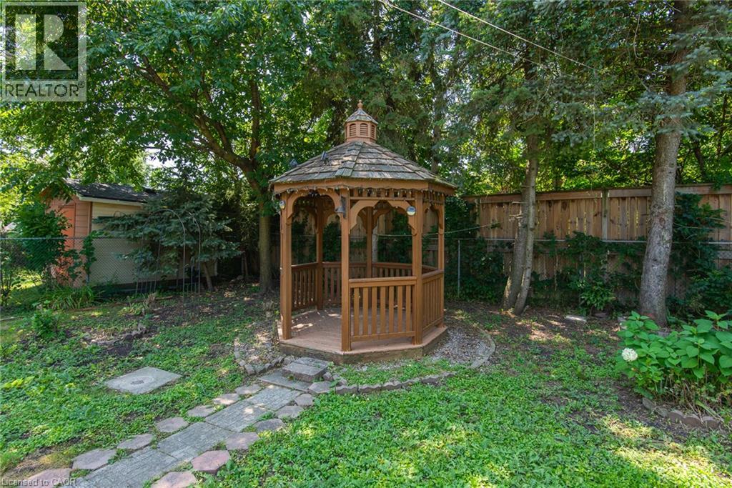 635 Cedargrove Place, Waterloo, Ontario  N2L 4Y8 - Photo 5 - 40852390