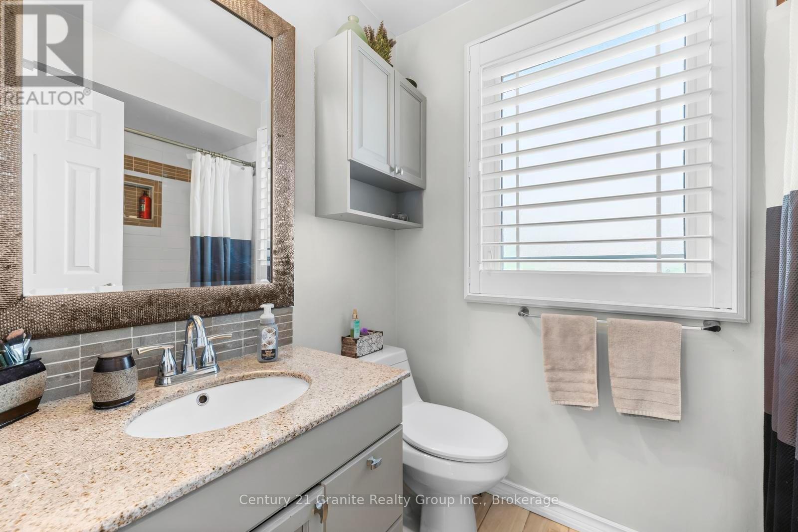 25 Greenwood Road, Whitchurch-Stouffville, Ontario  L4A 5E8 - Photo 14 - N13646764