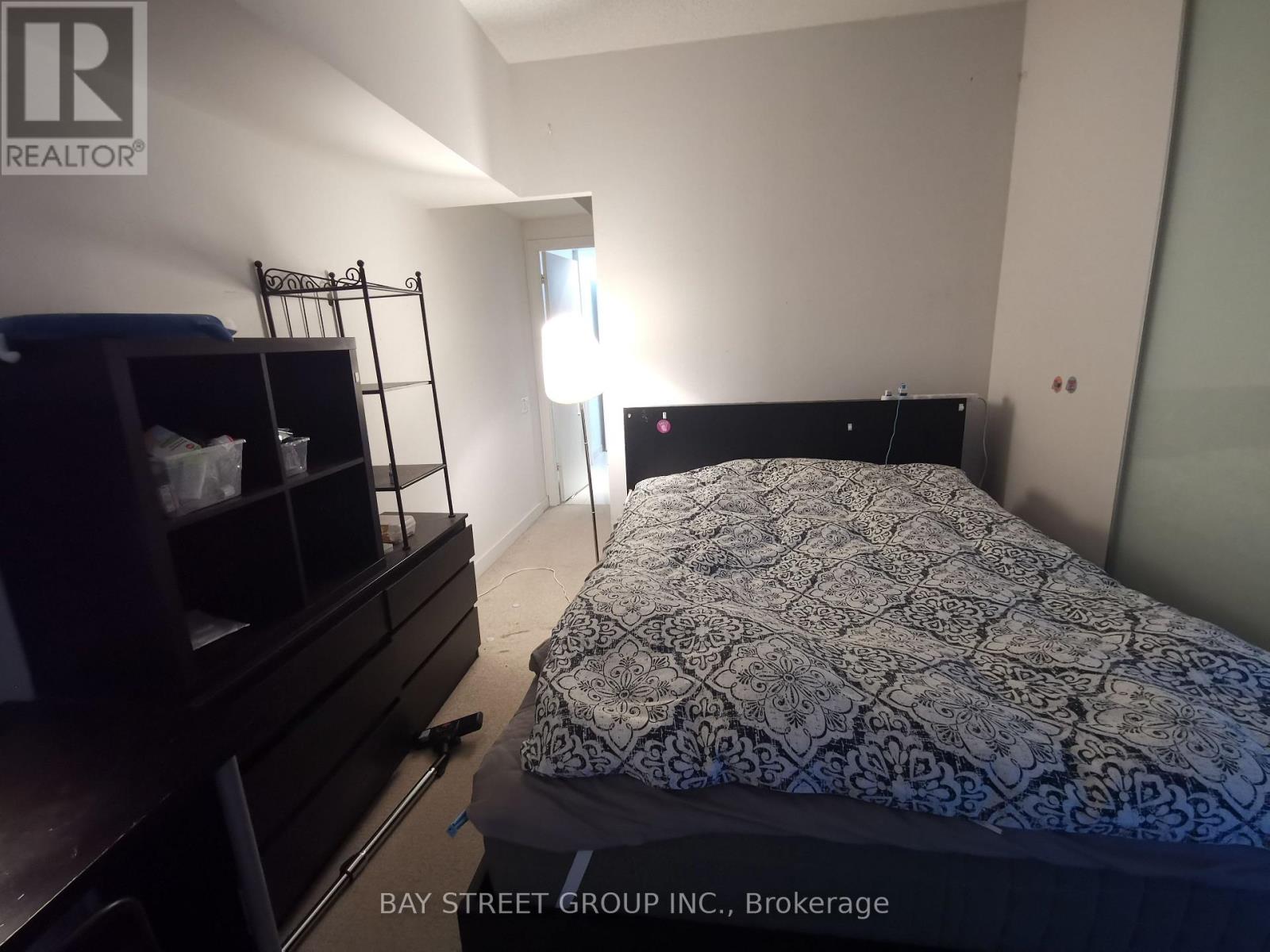 2405 - 33 Charles Street E, Toronto, Ontario  M4Y 0A2 - Photo 12 - C13646738