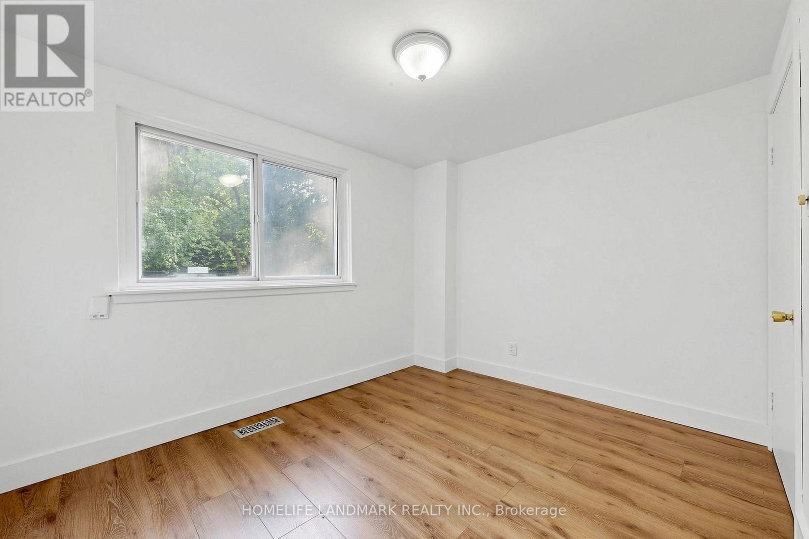 26 Fenside Drive, Toronto, Ontario  M3A 2V3 - Photo 20 - C13646758
