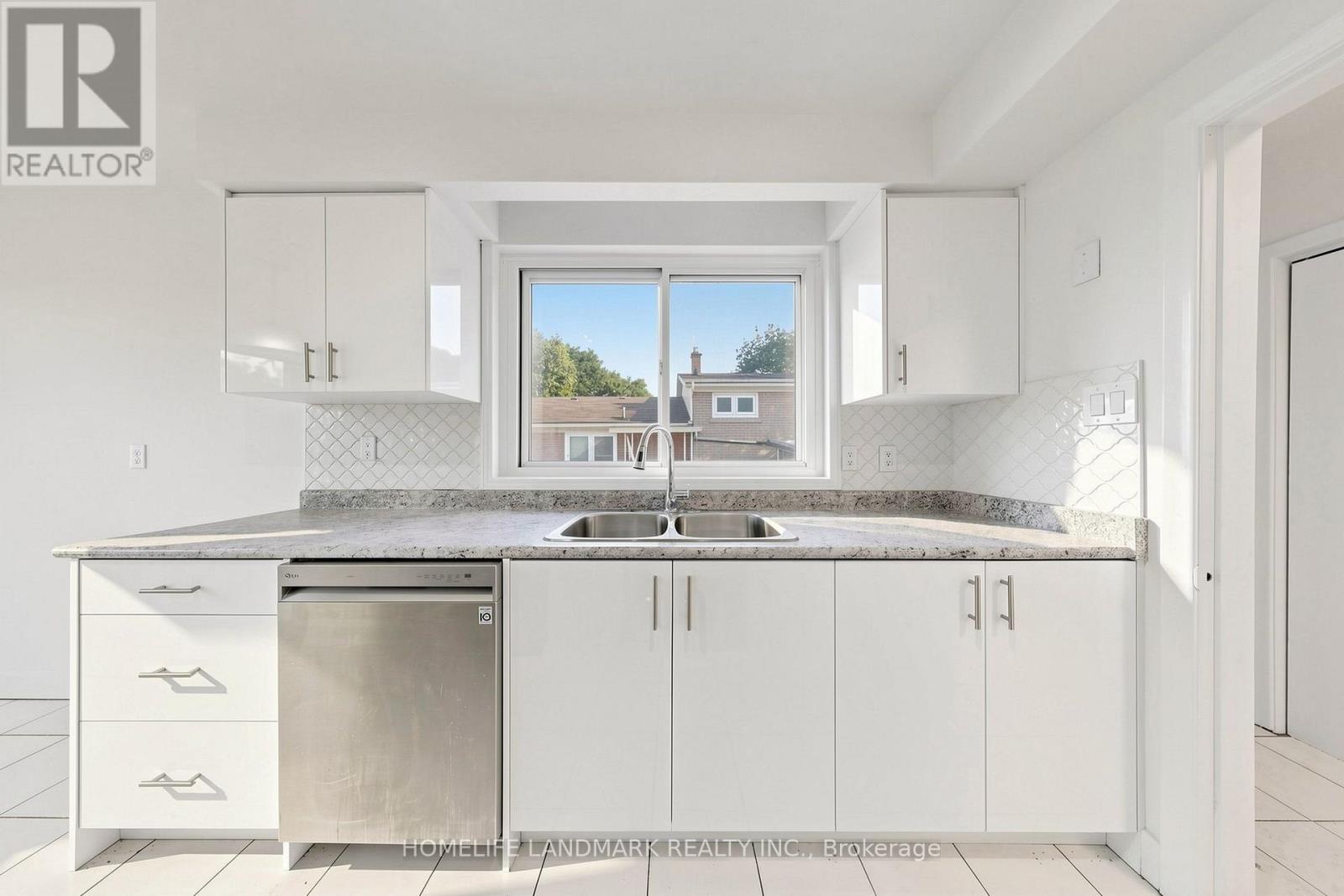 26 Fenside Drive, Toronto, Ontario  M3A 2V3 - Photo 22 - C13646758