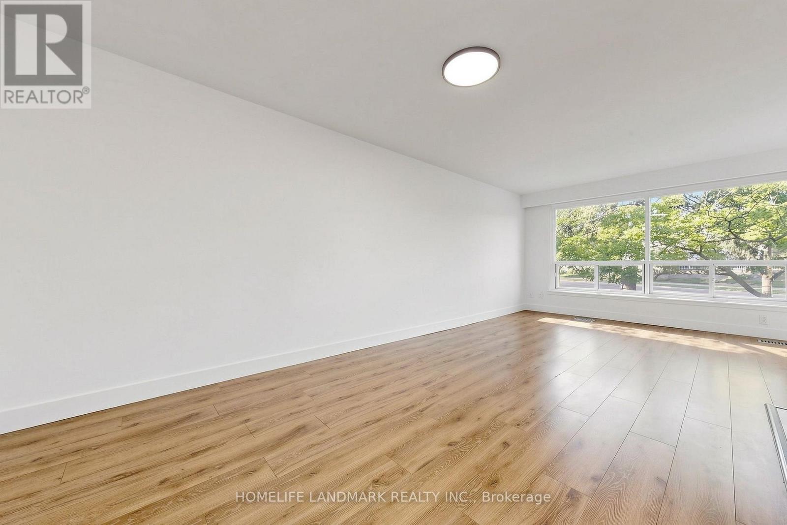 26 Fenside Drive, Toronto, Ontario  M3A 2V3 - Photo 5 - C13646758