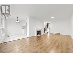 26 FENSIDE DRIVE, Toronto, Ontario