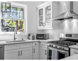 29 RAGLAN AVENUE, Toronto, Ontario