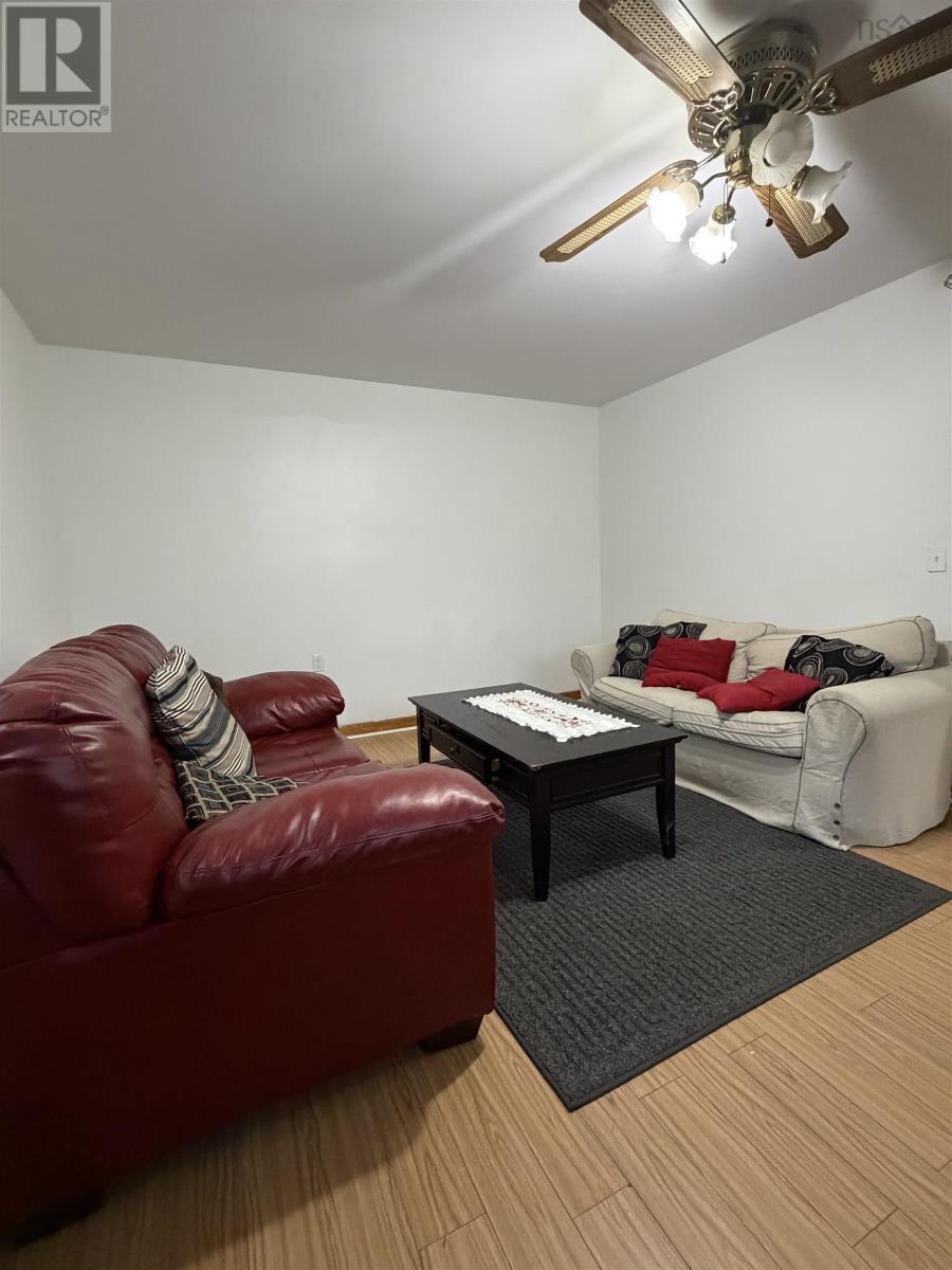 151 Gray Street, Sydney, Nova Scotia  B1P 4L3 - Photo 6 - 202619687