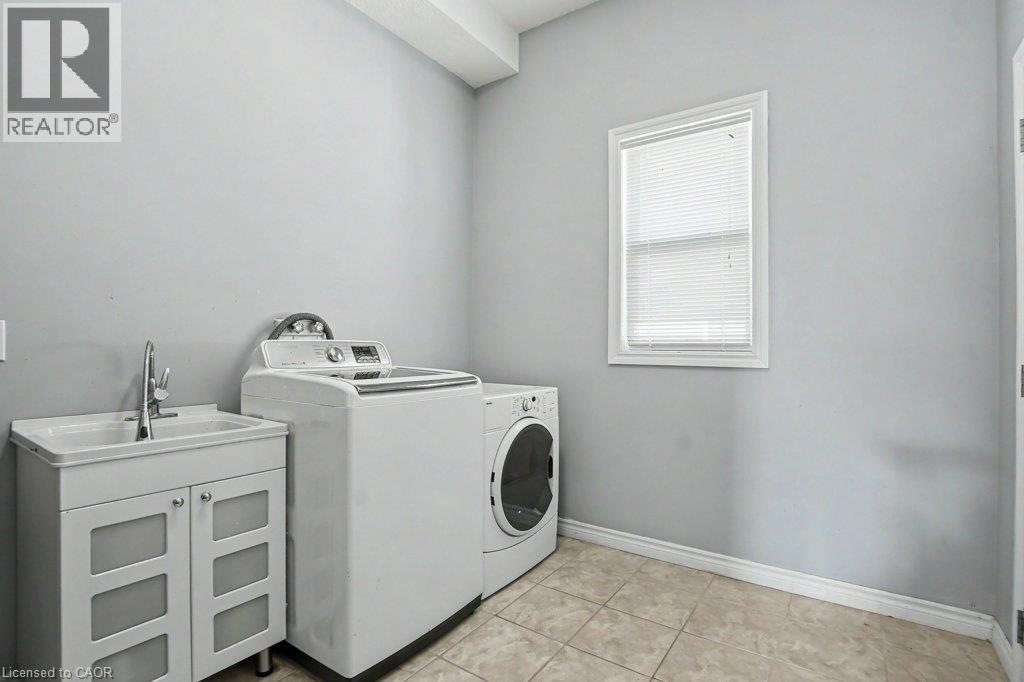 767 Lucerne Avenue, Waterloo, Ontario  N2T 2Y3 - Photo 15 - 40851830