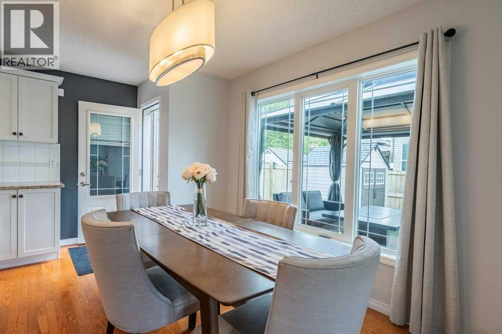 15 Windwood Grove SW, Airdrie, Alberta  T4B 3T2 - Photo 13 - A2321440