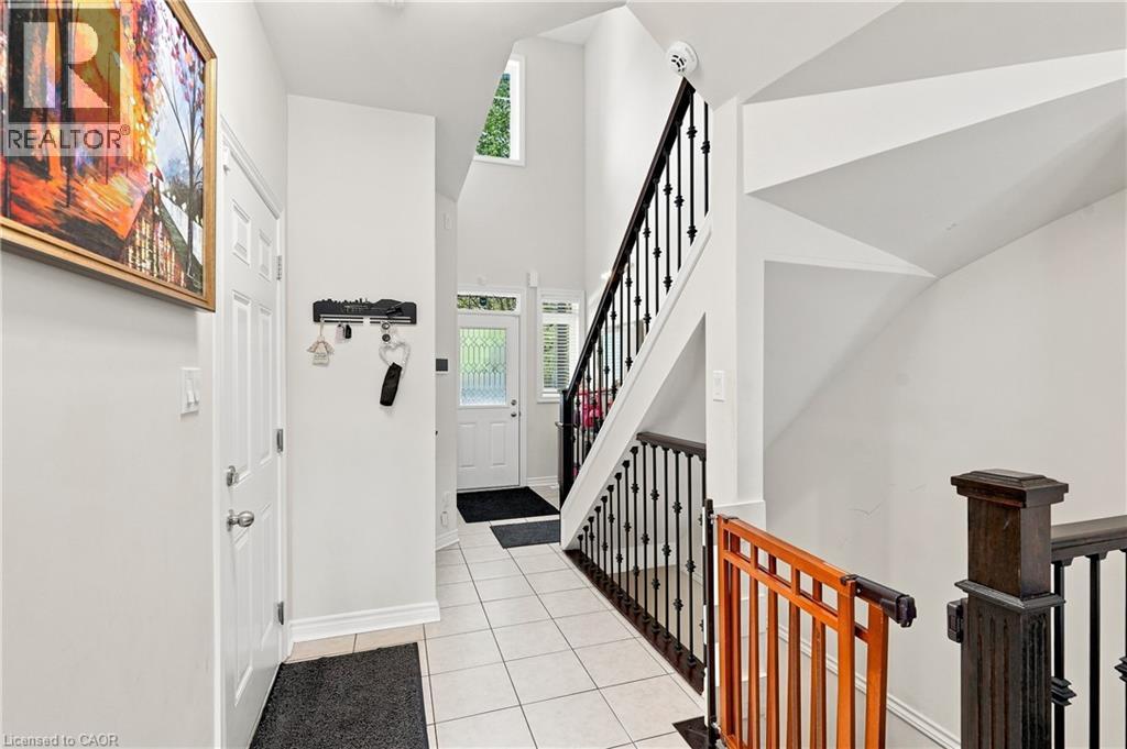 1050 Ryckman Common, Burlington, Ontario L7R 0B6 - Photo 4 - 40853856