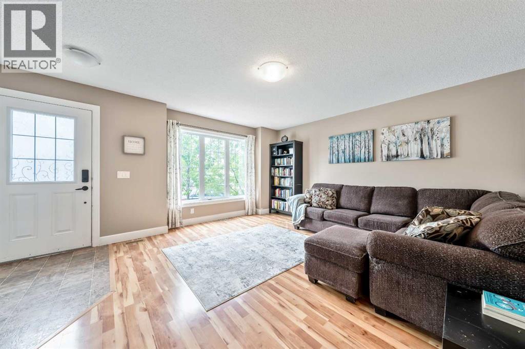 1333 Windstone Road SW, Airdrie, Alberta  T4B 0N7 - Photo 3 - A2333573