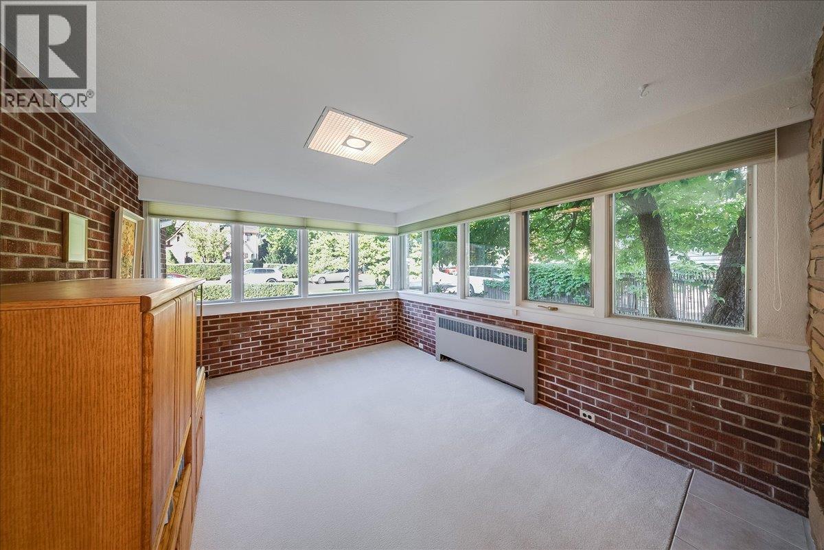 20 Hazlewood Drive, Trail, British Columbia  V1R 1E4 - Photo 7 - 10396937