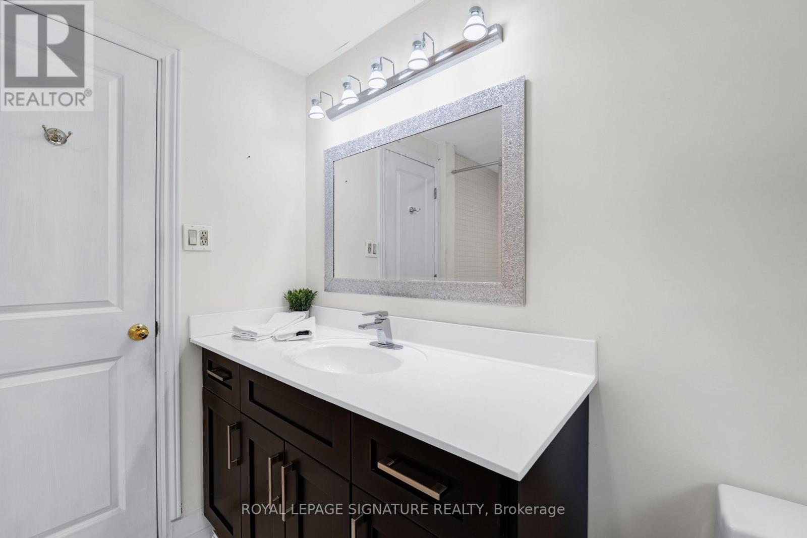 3161 Bayview Avenue, Toronto, Ontario M2K 1G2 - Photo 22 - C13617664