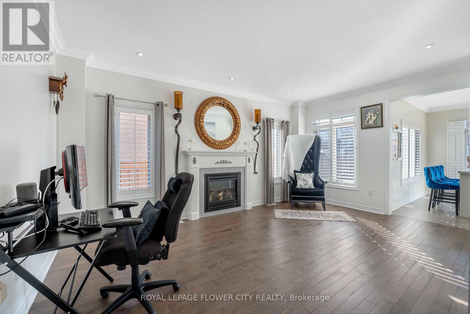 15127 Danby Road, Halton Hills, Ontario  L7G 0A6 - Photo 5 - W13646488