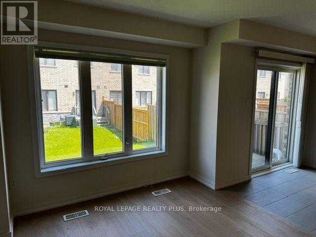4 Prestwick Street, Hamilton, Ontario  L8J 0K6 - Photo 7 - X13623392
