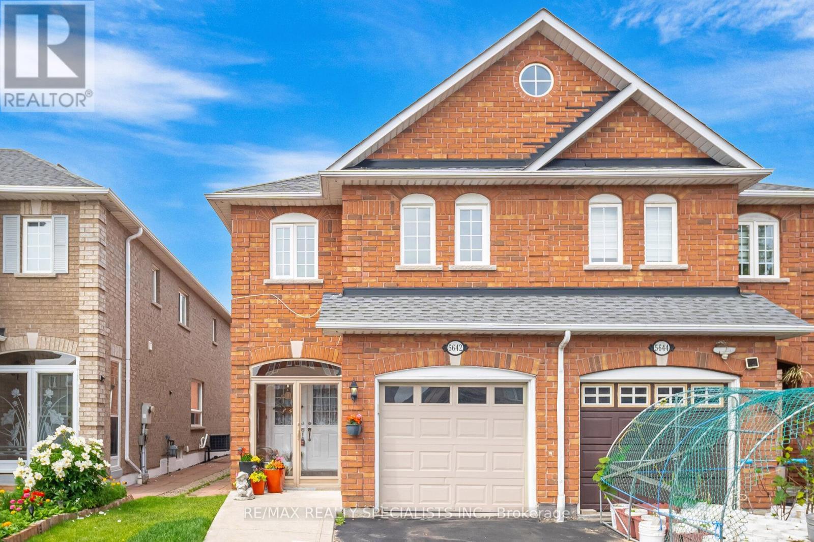 5642 ARMANDO AVENUE, Mississauga, Ontario