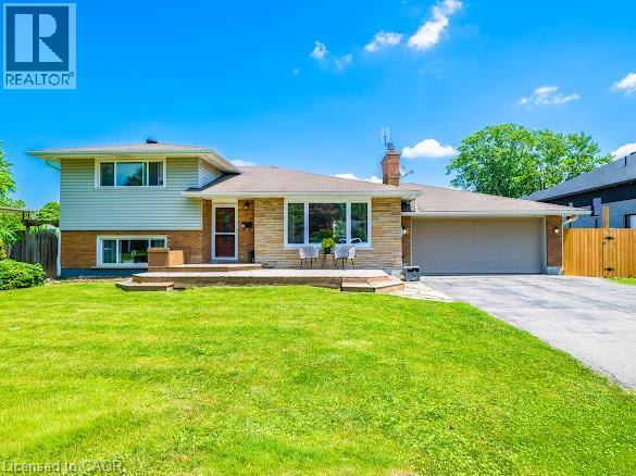 16 Woodmount Drive, St. Catharines, Ontario  L2T 2X9 - Photo 3 - 40845195