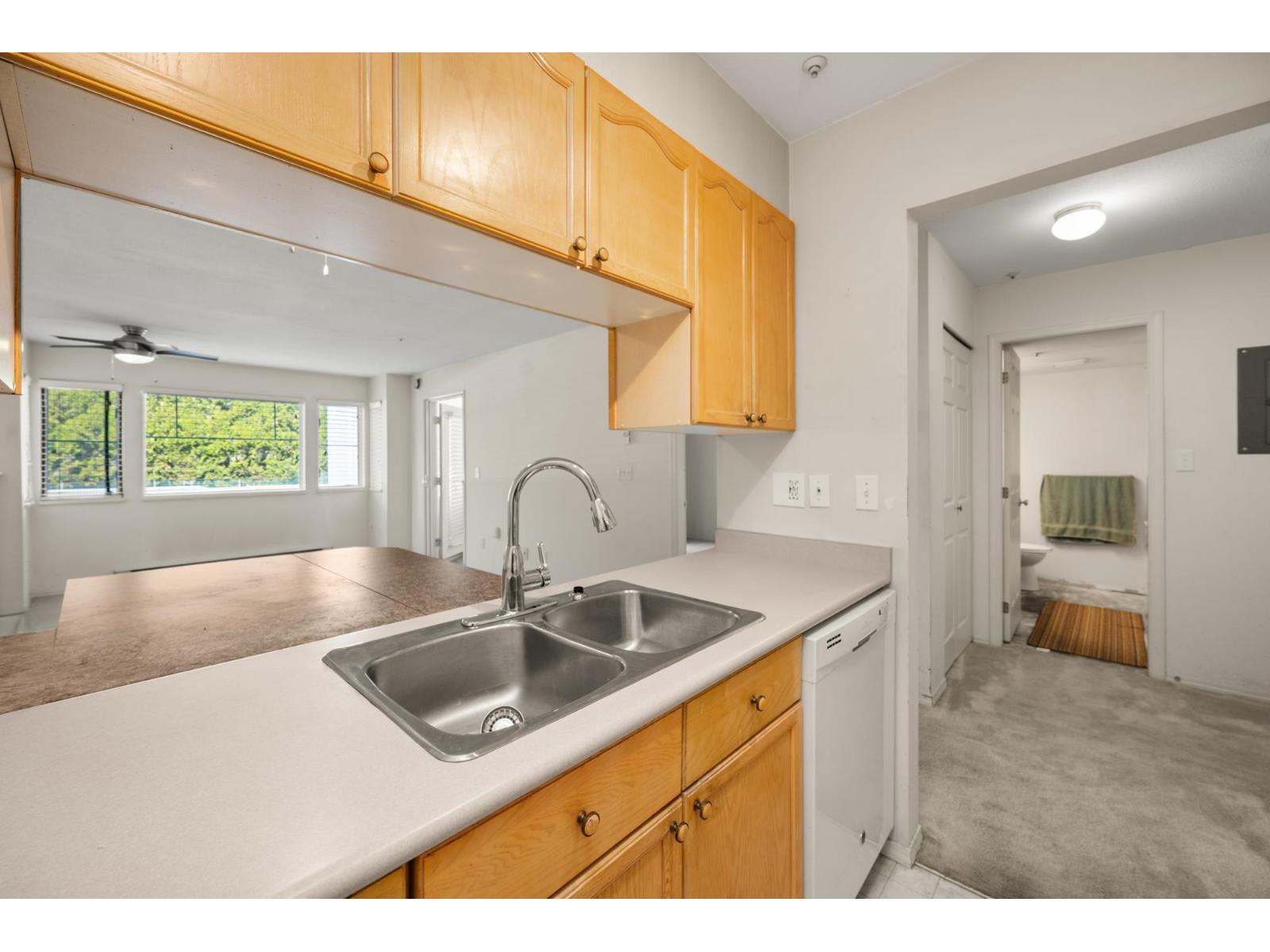 110 20350 54 Avenue, Langley, British Columbia  V3A 8J4 - Photo 9 - R3153349