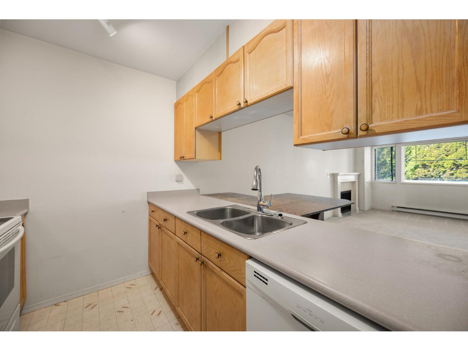 110 20350 54 Avenue, Langley, British Columbia  V3A 8J4 - Photo 8 - R3153349