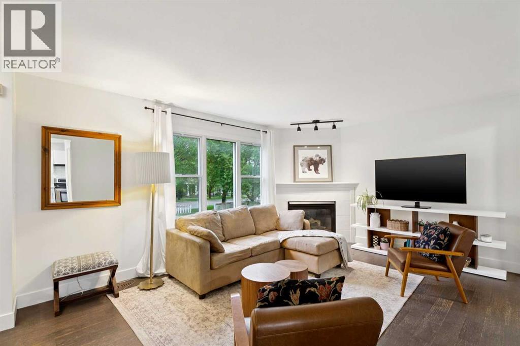 2291 Flanders Avenue SW, Calgary, Alberta  T2T 5K9 - Photo 8 - A2323864