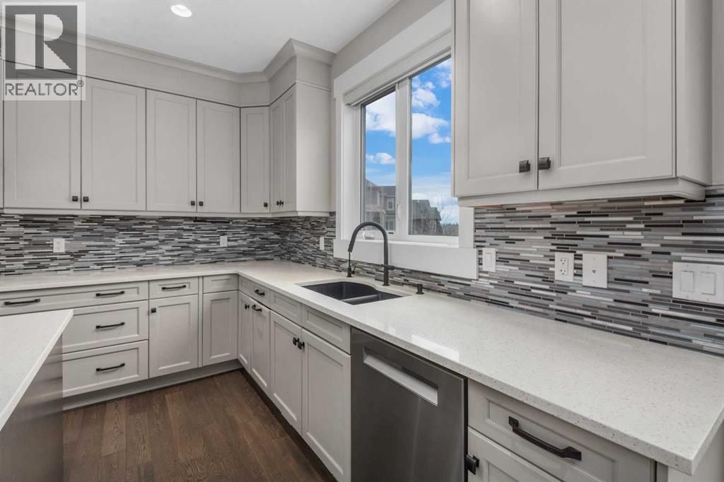 45 Rockcliff Heights NW, Calgary, Alberta  T3G 0C7 - Photo 15 - A2324286
