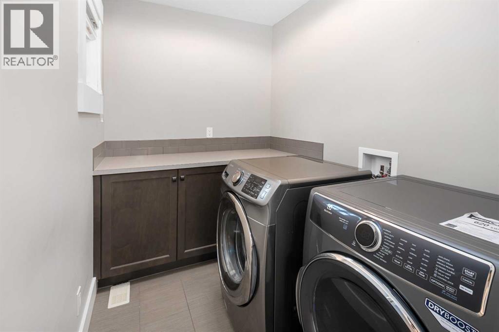 45 Rockcliff Heights NW, Calgary, Alberta  T3G 0C7 - Photo 34 - A2324286