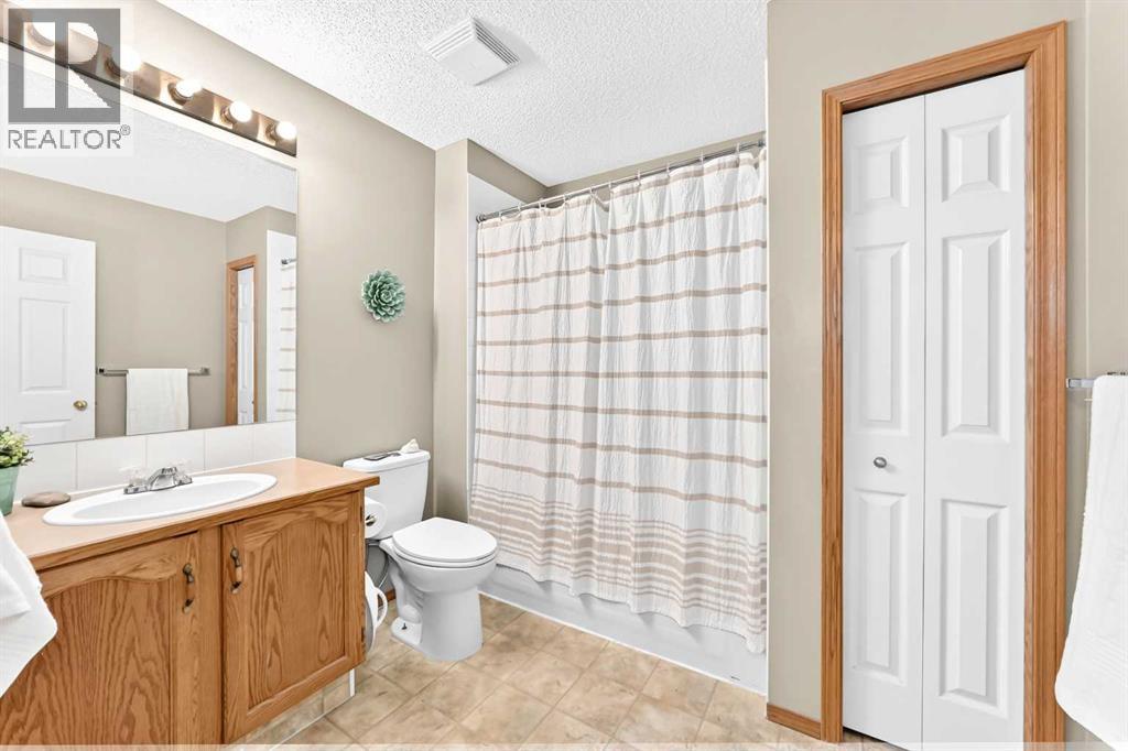 32 Cimarron Meadows Way, Okotoks, Alberta  T1S 1T4 - Photo 17 - A2326934