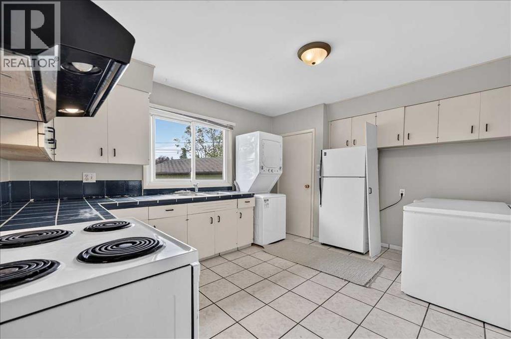 7804 34 Avenue NW, Calgary, Alberta  T3B 1P3 - Photo 12 - A2327515