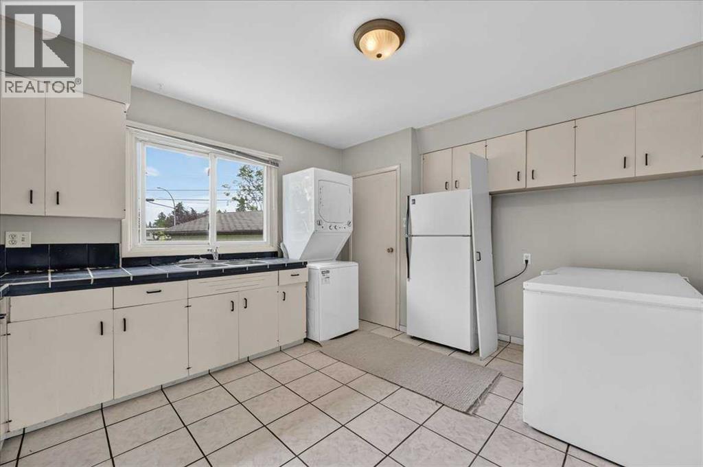 7804 34 Avenue NW, Calgary, Alberta  T3B 1P3 - Photo 13 - A2327515