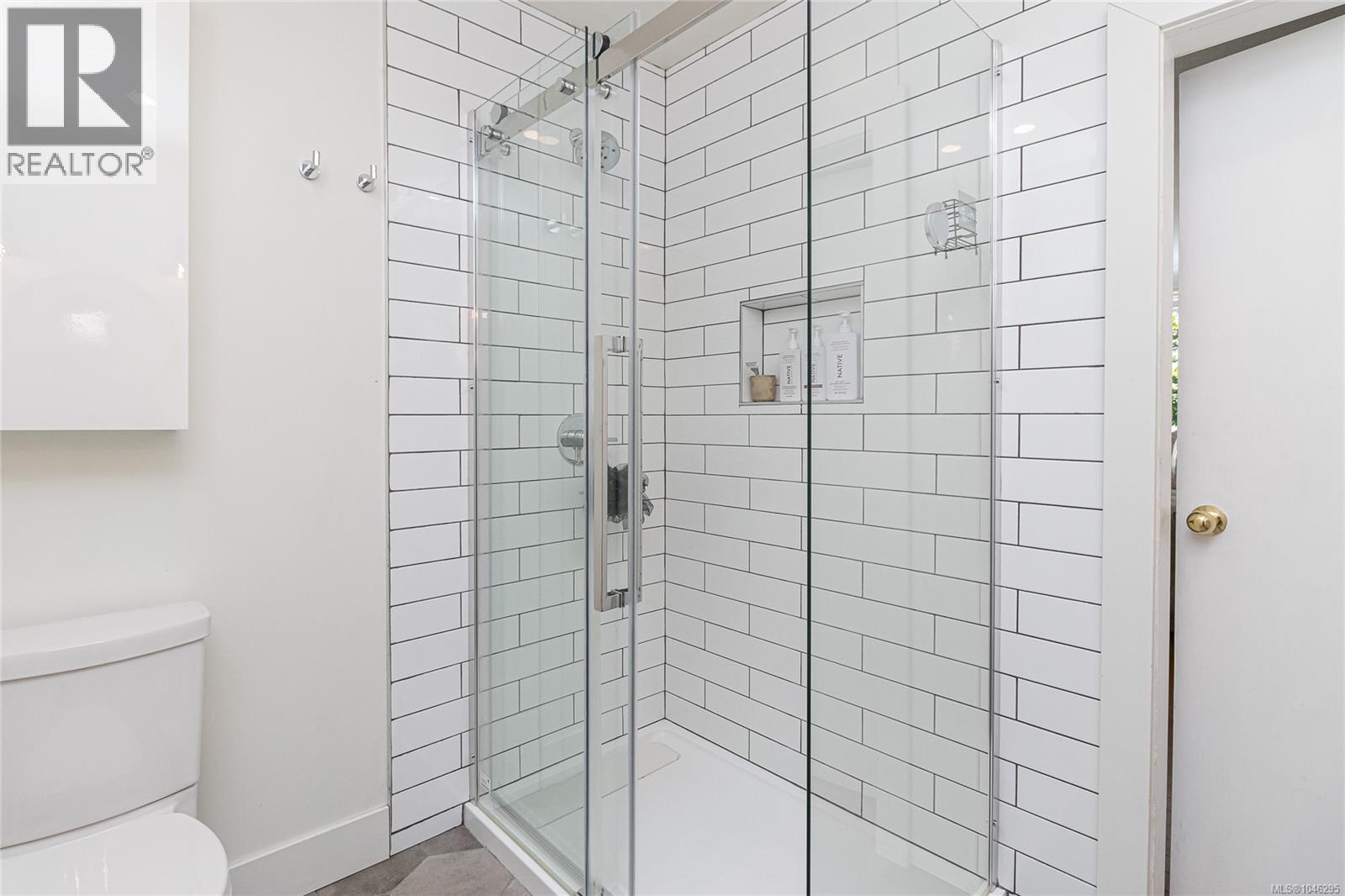 5168 Santa Clara Ave, Saanich, British Columbia  V8Y 1W4 - Photo 27 - 1046295