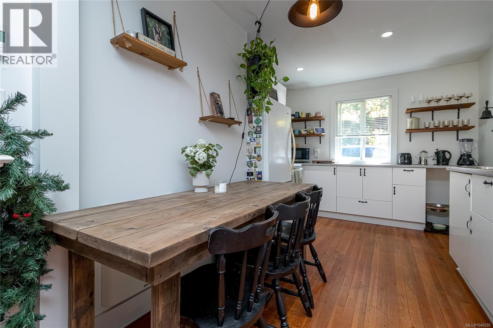 5168 Santa Clara Ave, Saanich, British Columbia  V8Y 1W4 - Photo 50 - 1046295