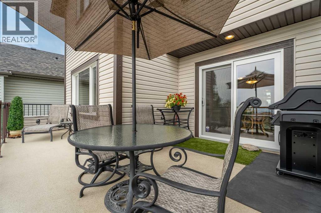 241 Sunset Heights, Cochrane, Alberta  T4C 0E1 - Photo 38 - A2328305
