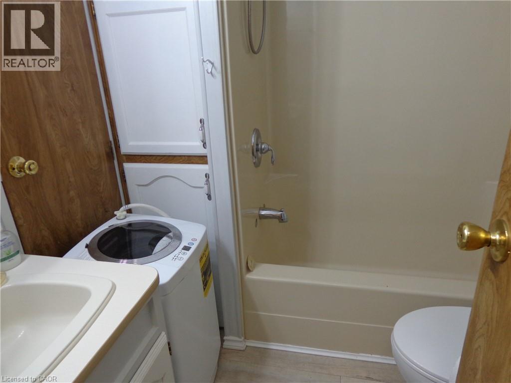 1652 Puddicombe Road Unit# 422, New Hamburg, Ontario  N3A 2Z4 - Photo 12 - 40853635