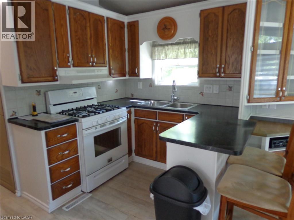 1652 Puddicombe Road Unit# 422, New Hamburg, Ontario  N3A 2Z4 - Photo 8 - 40853635