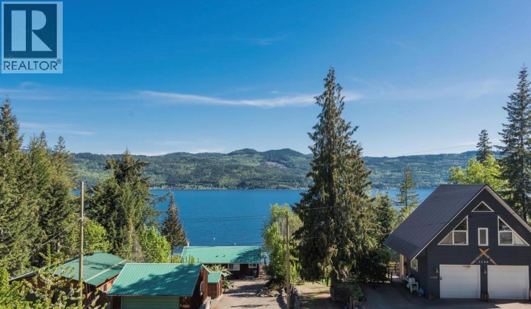 5785 Seymour Road, Celista, British Columbia  V0E 1M6 - Photo 6 - 10395656