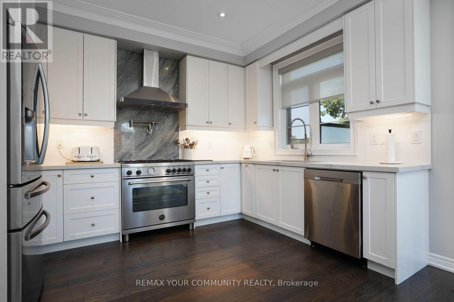 6 Globemaster Lane, Richmond Hill, Ontario  L4G 2H1 - Photo 16 - N13646538