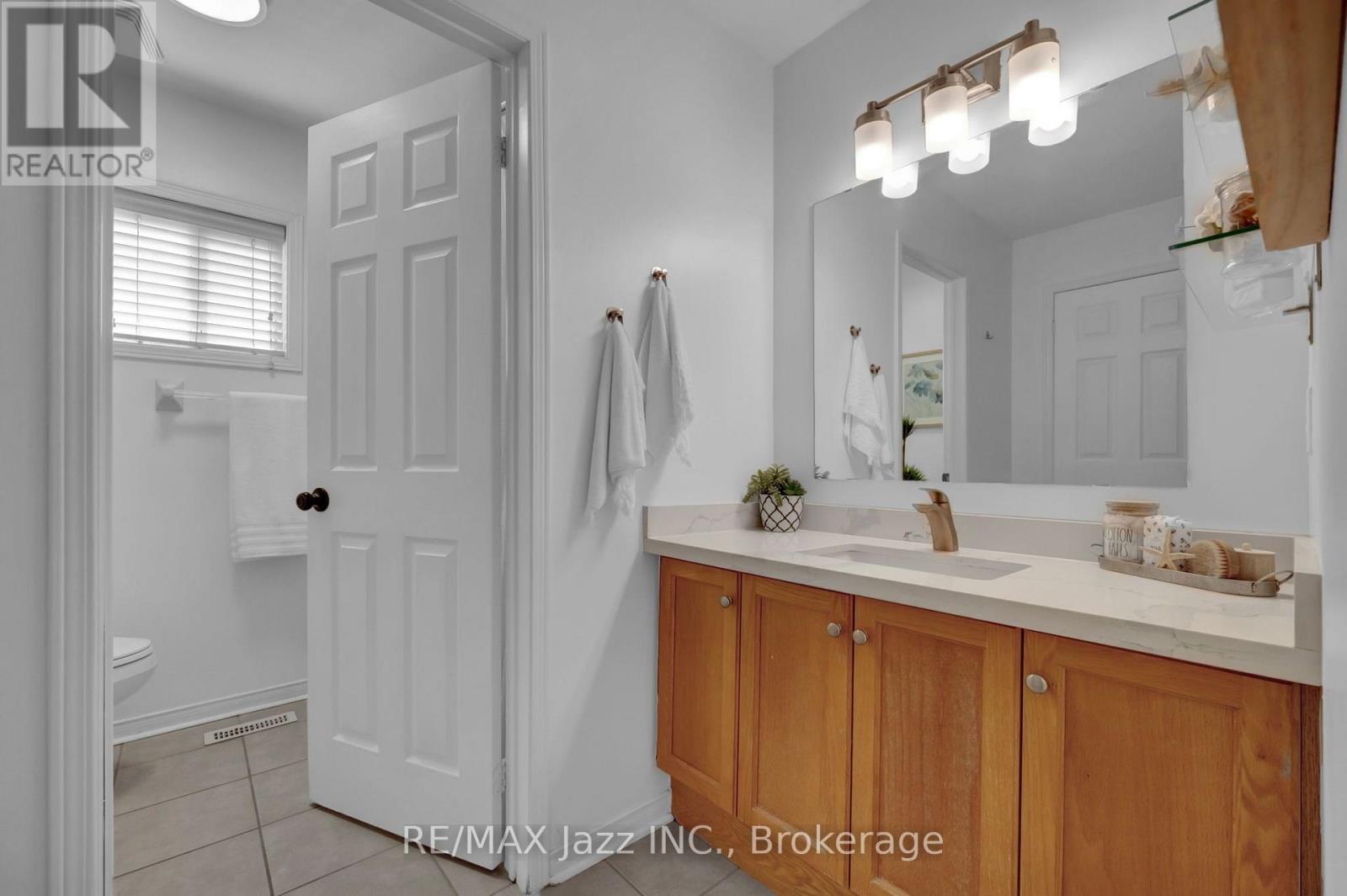 1098 Keswick Court, Oshawa, Ontario  L1K 2V2 - Photo 33 - E13536834
