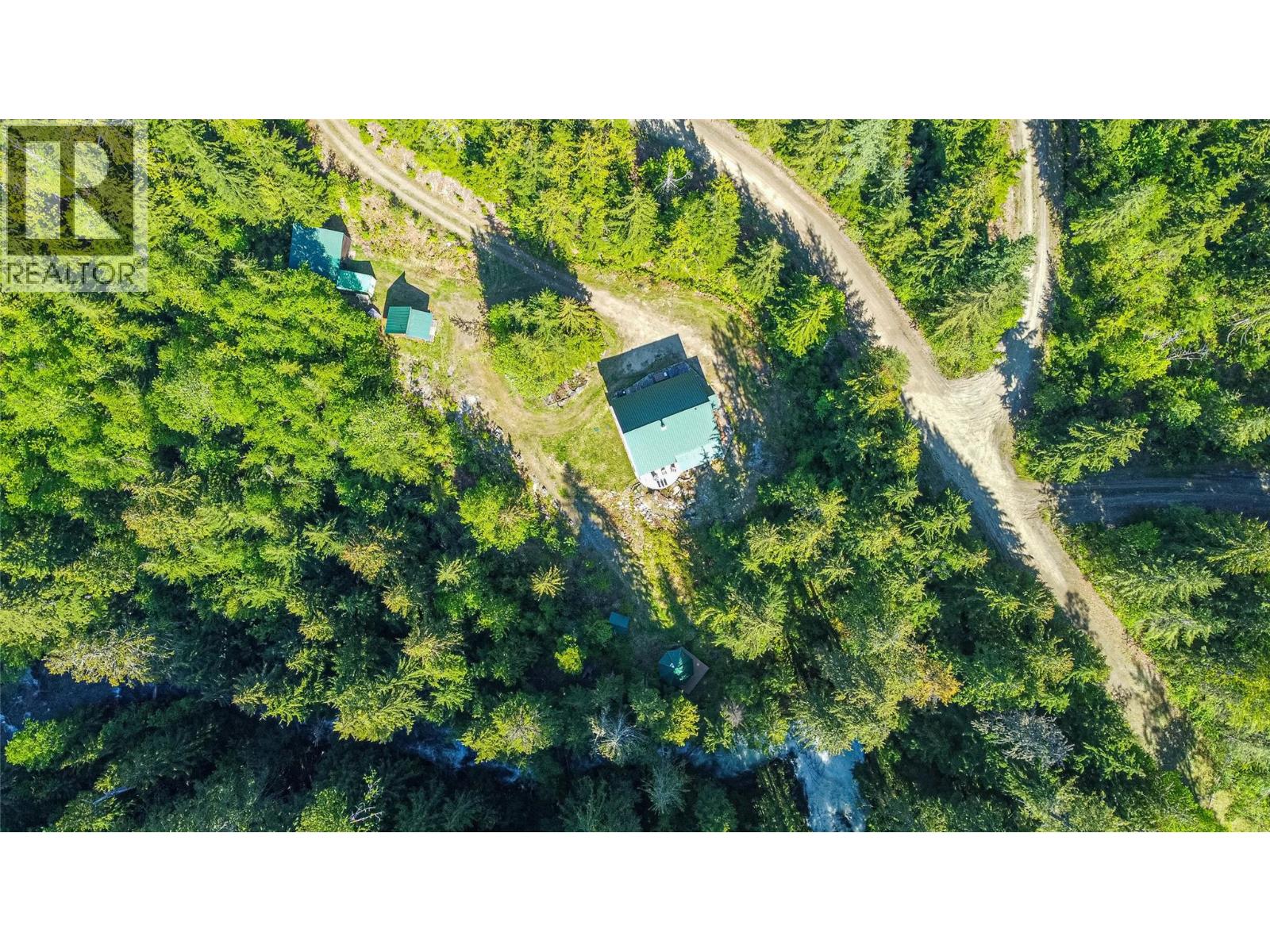 327 Salmon Creek Road, Beaton, British Columbia V0G 1R2 - Photo 1 - 10397016