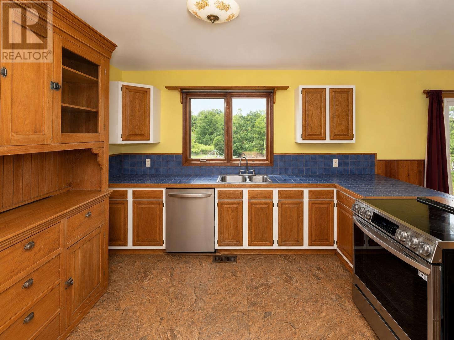 40 Centre St, Murillo, Ontario  P0T 2G0 - Photo 11 - TB2602152