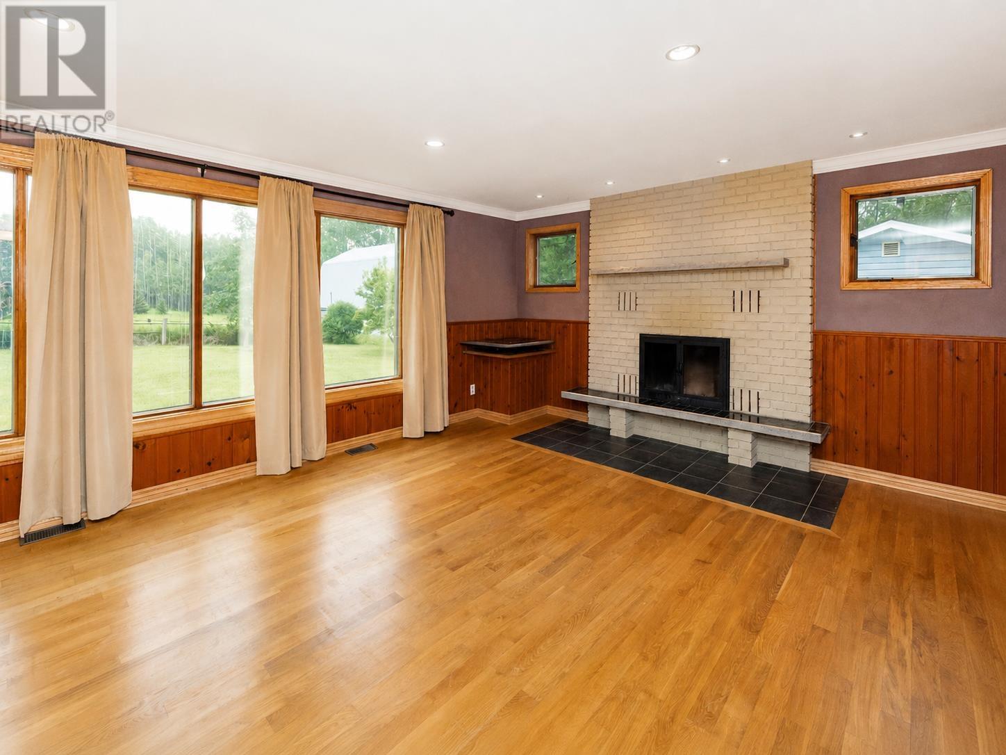 40 Centre St, Murillo, Ontario  P0T 2G0 - Photo 4 - TB2602152