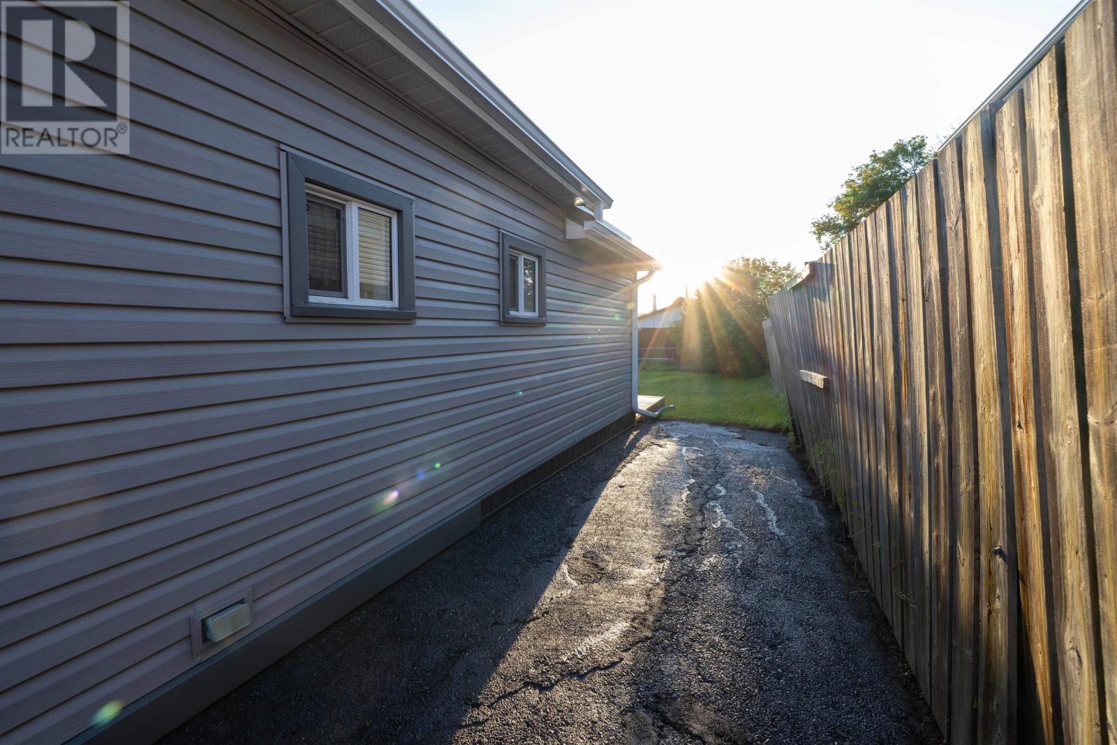 120 Rockwood Ave S, Thunder Bay, Ontario  P7B 4K2 - Photo 16 - TB2602262