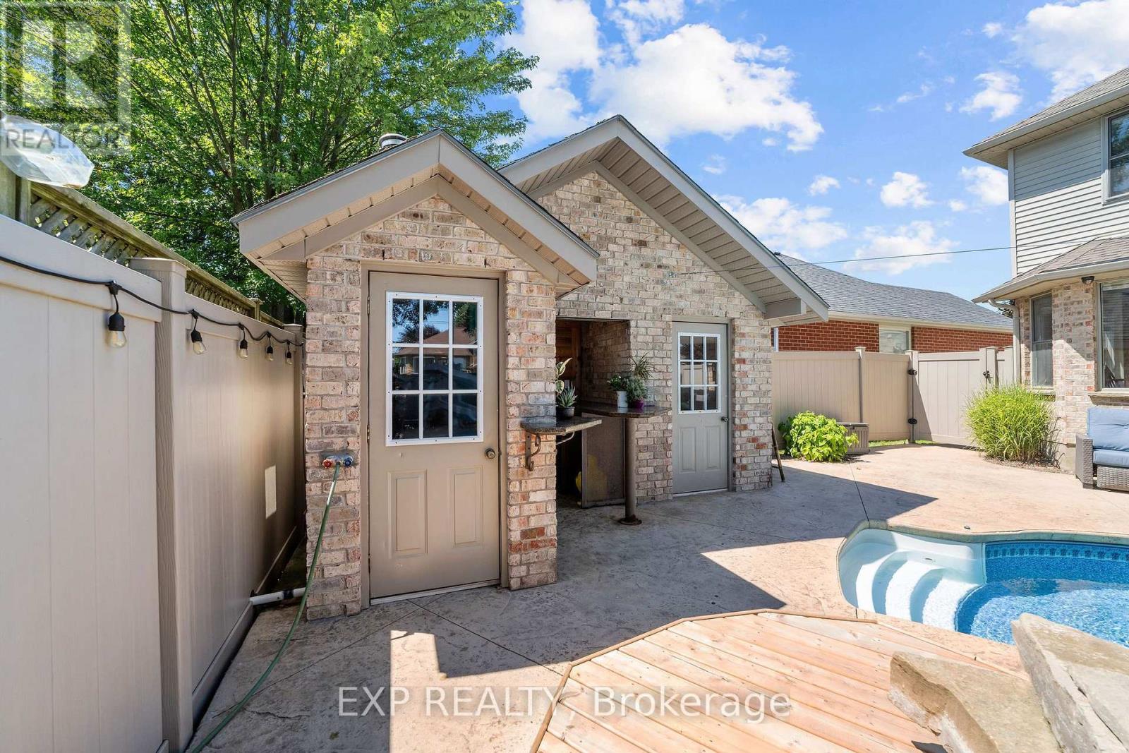 197 Gibson Crescent, Lucan Biddulph, Ontario  N0M 2J0 - Photo 34 - X13646820