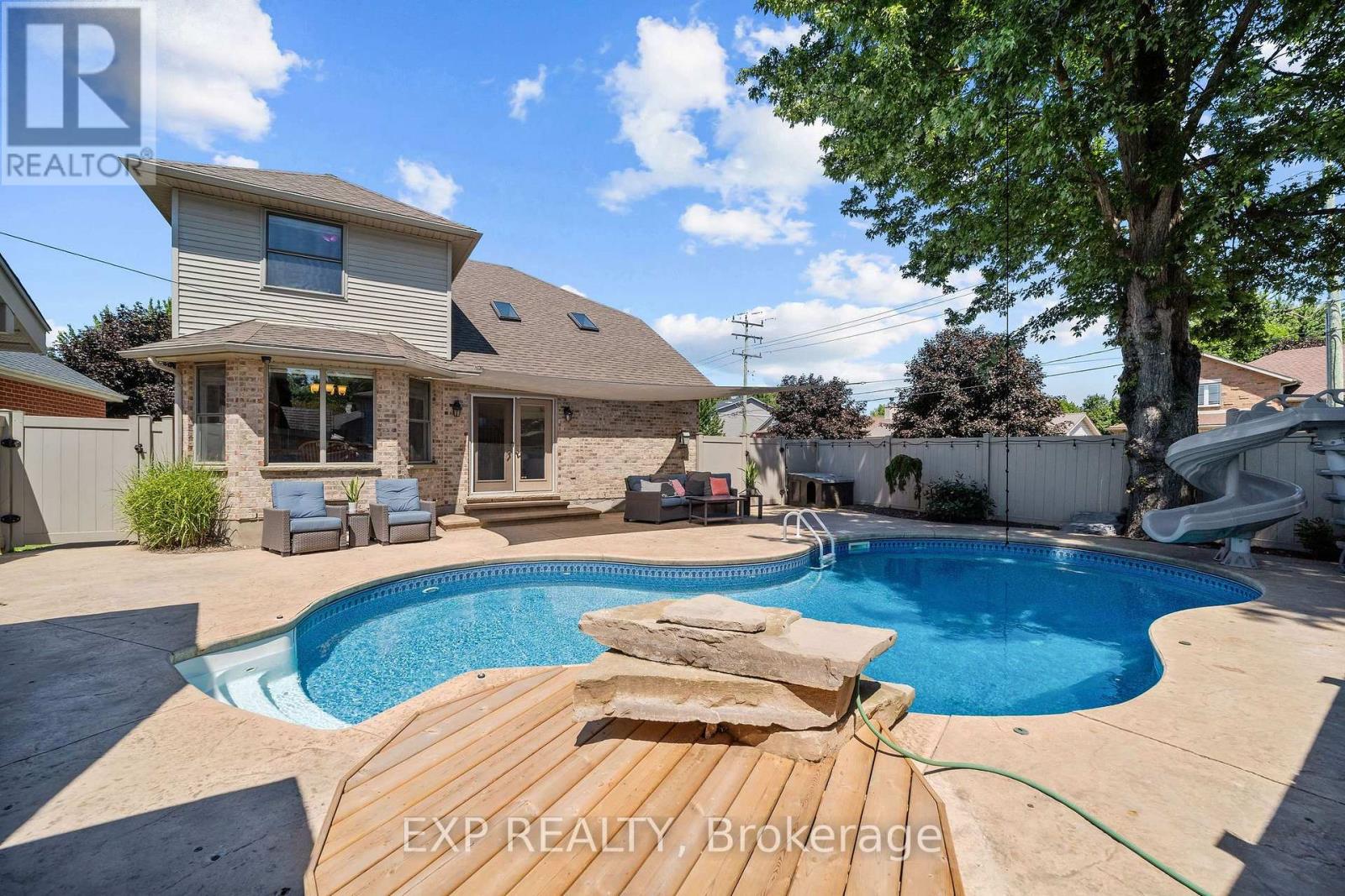 197 Gibson Crescent, Lucan Biddulph, Ontario  N0M 2J0 - Photo 36 - X13646820