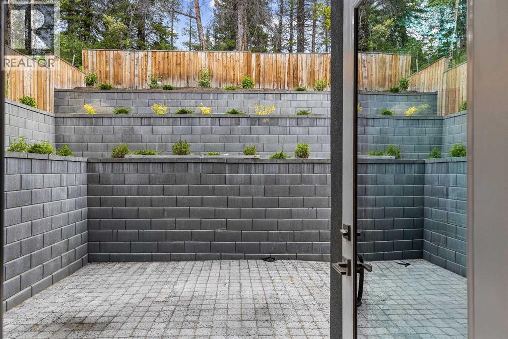 254a Three Sisters Drive, Canmore, Alberta  T1W 2M7 - Photo 16 - A2321040
