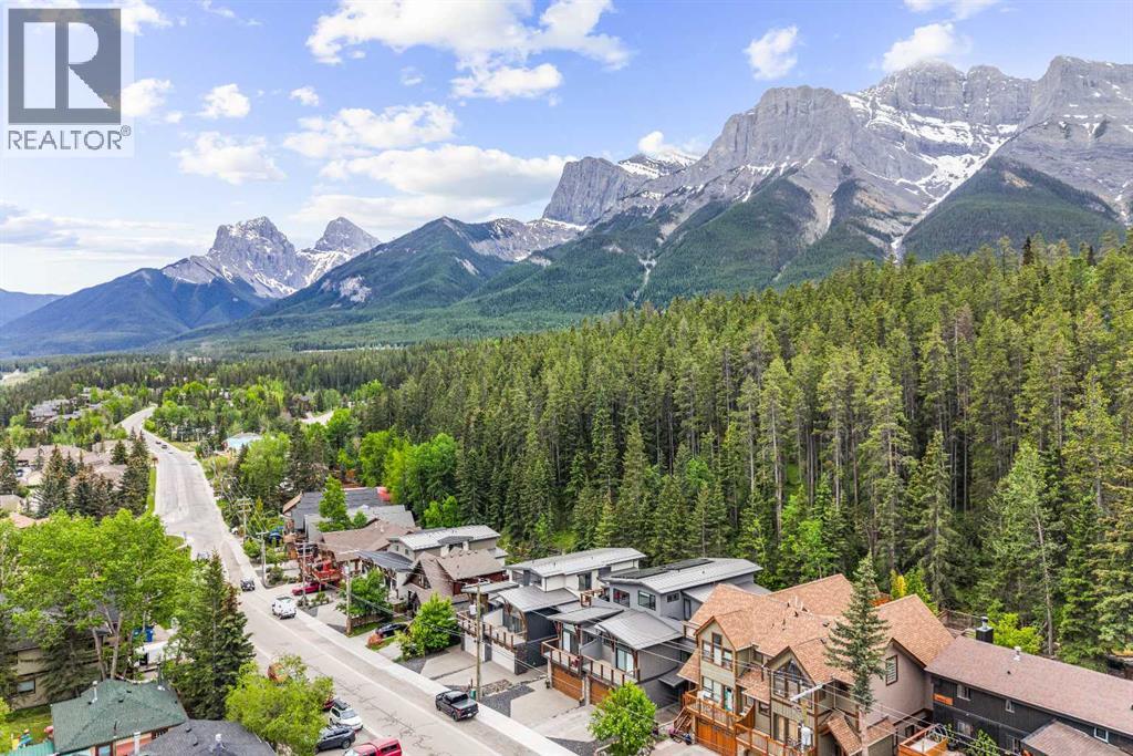 254a Three Sisters Drive, Canmore, Alberta  T1W 2M7 - Photo 4 - A2321040