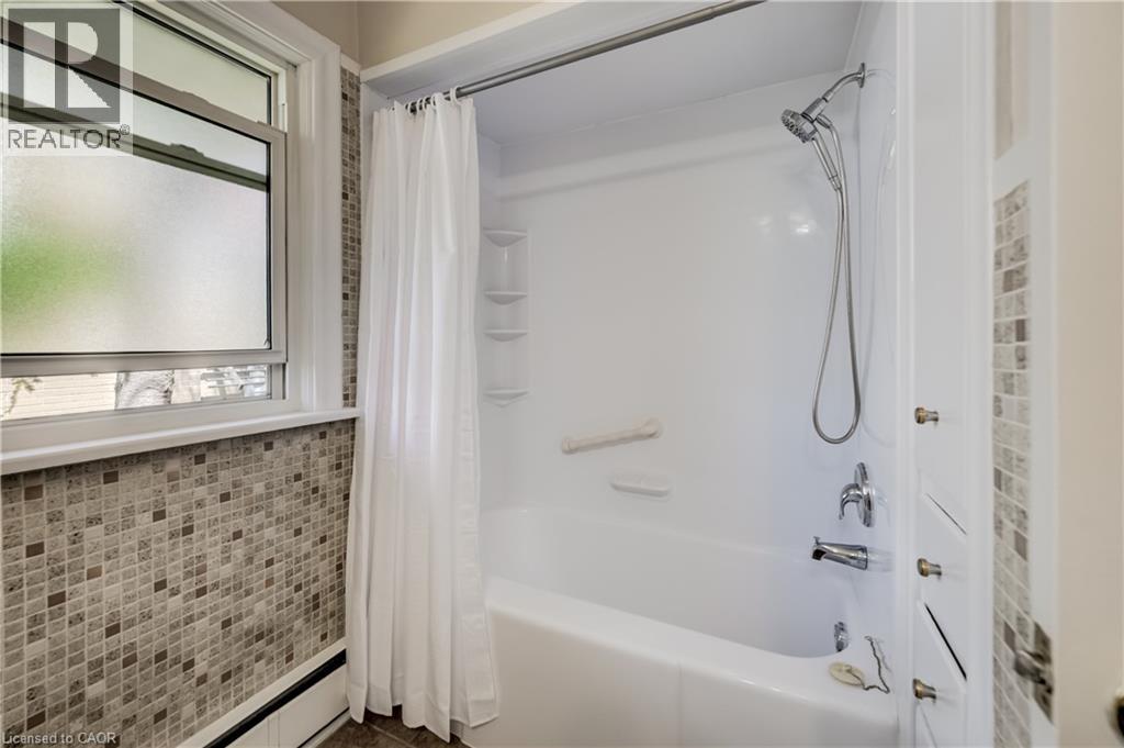 145 Ann Street, Kitchener, Ontario  N2B 1Y2 - Photo 29 - 40846664