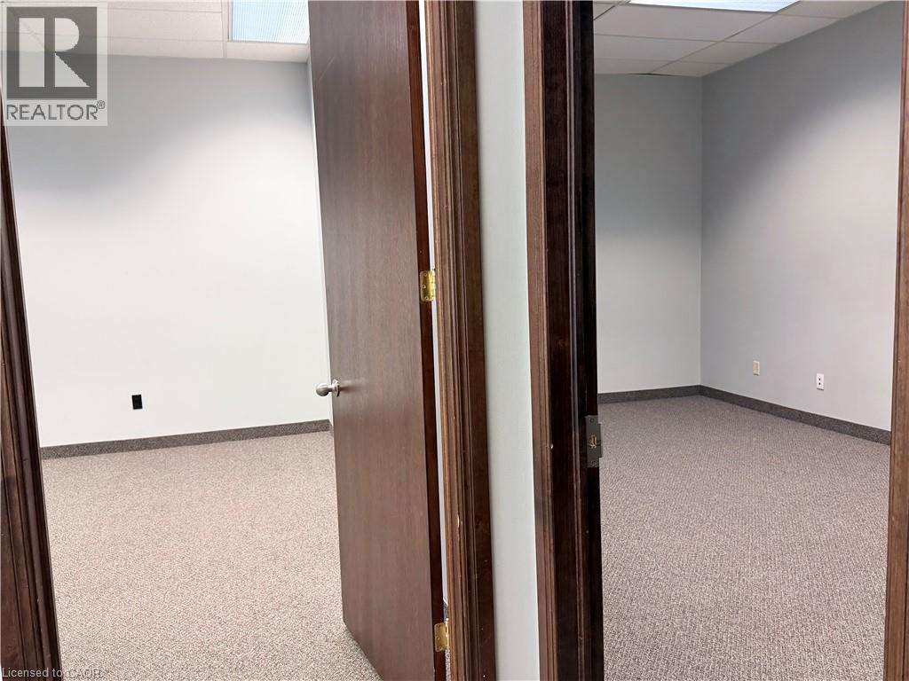 3375 North Service Road Unit# C8, Burlington, Ontario  L7N 3G2 - Photo 31 - 40850589