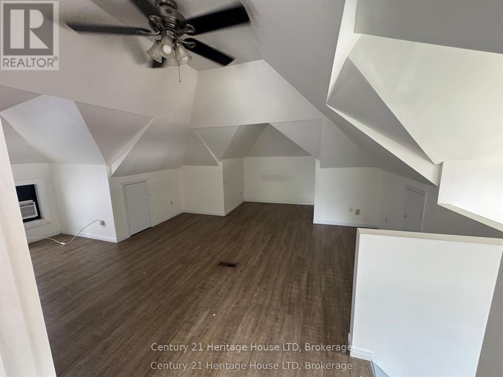 3 - 344 Ridge Road, Fort Erie, Ontario  L0S 1N0 - Photo 2 - X13646822