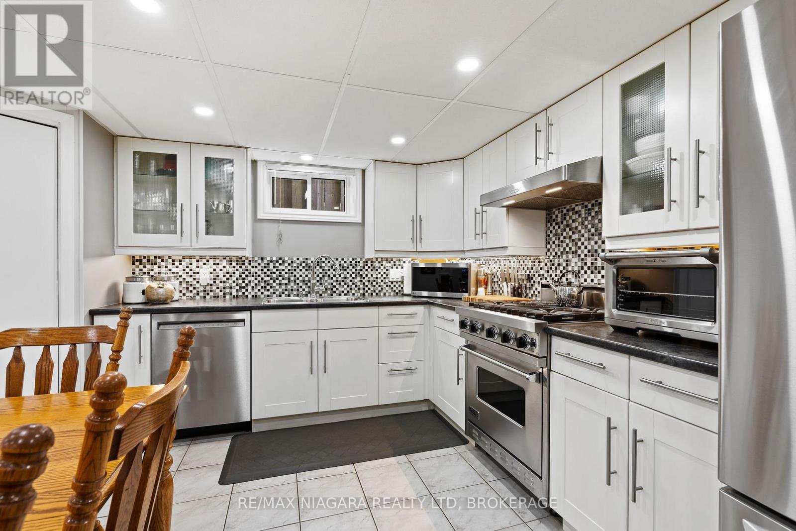 5938 Stevens Street, Niagara Falls, Ontario  L2E 3A3 - Photo 16 - X13646932